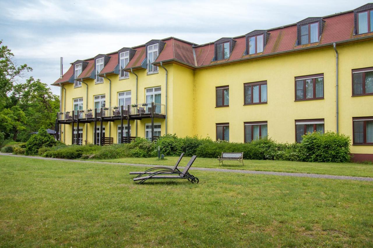 เซโฮเต็ล บรันเดนบูร์ก แดร์ ฮาเวิล Hotel Brielow ภายนอก รูปภาพ