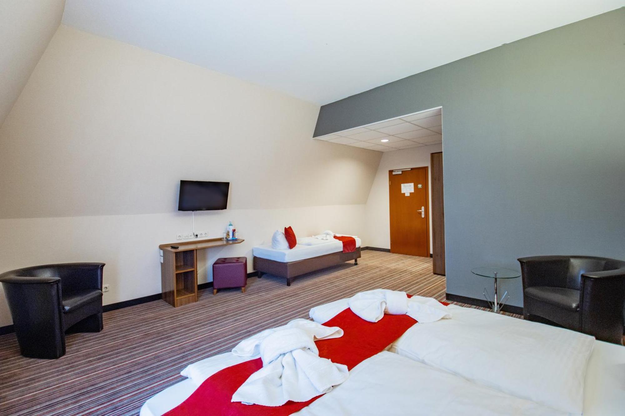 เซโฮเต็ล บรันเดนบูร์ก แดร์ ฮาเวิล Hotel Brielow ภายนอก รูปภาพ