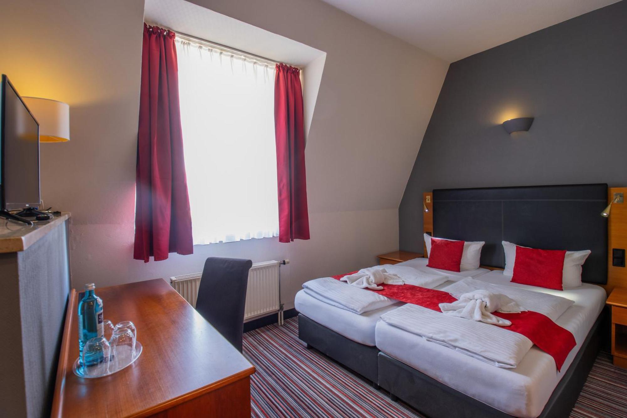 เซโฮเต็ล บรันเดนบูร์ก แดร์ ฮาเวิล Hotel Brielow ภายนอก รูปภาพ