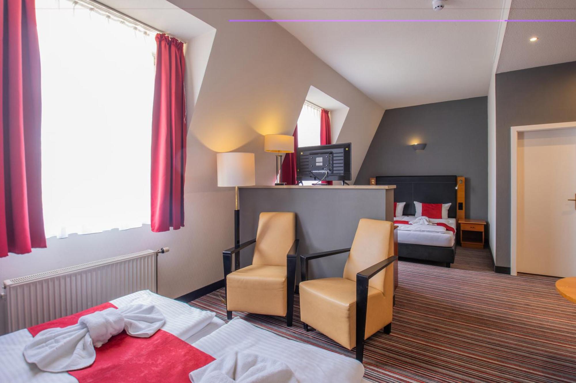 เซโฮเต็ล บรันเดนบูร์ก แดร์ ฮาเวิล Hotel Brielow ภายนอก รูปภาพ