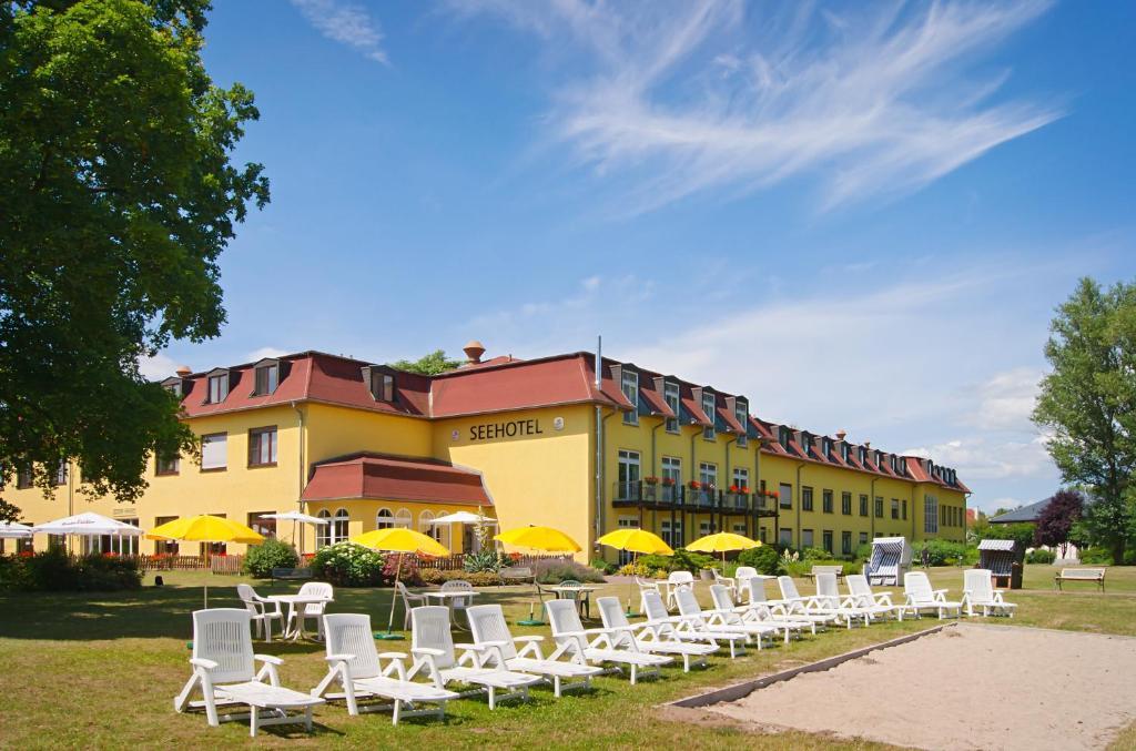 เซโฮเต็ล บรันเดนบูร์ก แดร์ ฮาเวิล Hotel Brielow ภายนอก รูปภาพ